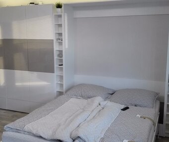 Skříň Ikea Besta - 2