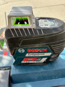 Křížových laser Bosch GLL 3-80 CG - 2