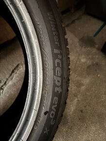 Zánovní Hankook EVO 2 zimní pneu 285 / 40 R21 - 2