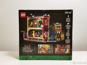 LEGO Ideas 21324 Sesame Street - 2