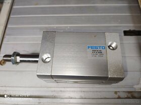 Festo pneumatický válec ADN-40-40-A-P-A-30K8 - 2