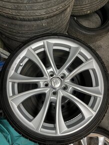 Alu kola Skoda sada s letními pneu Pirelli P-Zero 235/35/R19 - 2