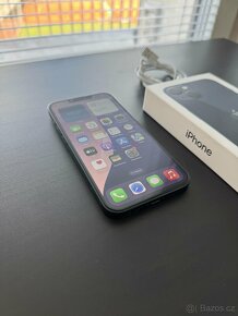 iPhone 13 128GB Černý - 2