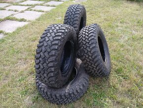 Terénní pneu 235/75 R15 - 2