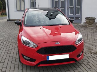 Ford Focus 1.6 EcoBoost, 2016, RED & BLACK, nový v ČR - 2