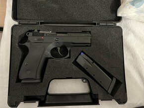 CZ 75 P01 Compact, Steel Black. Celokovový rám. - 2