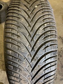 Zimní pneu 215/60R16 (4ks) goodrich - 2