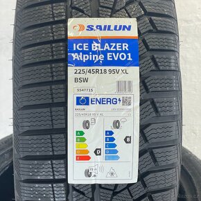 NOVÉ Zimní pneu 225/45 R18 95V Sailun - 2