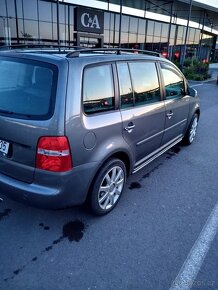 VW Touran - 2