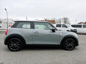 Mini Cooper SE 135KW Aut. vč DPH, Navi,LED,Kamera - 2