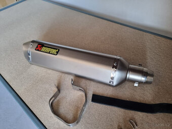 Nová koncovka na výfuk "Akrapovic" - Dlouhá verze 470mm - 2