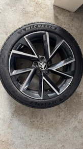 Prodám originál ALU Škoda VEGA Superb 235/45/18 5x112 - 2