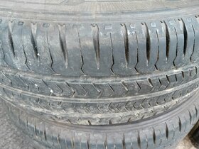 Nexen Roadian CT8 215/65-17 - 2