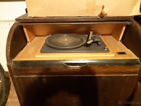 Gramofon Supraphon z r.1955 - 2