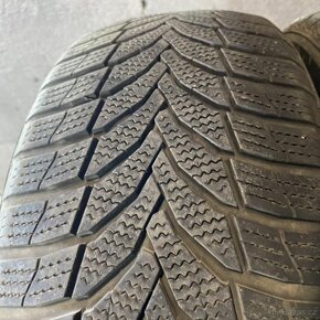 Zimní pneu 205/55 R17 95V Nexen 6mm - 2