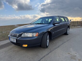 Volvo V70 D5 - 2