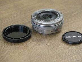 Olympus M.ZUIKO 14-42 mm f/3,5-5,6 EZ-M1442EZ Pancake - 2