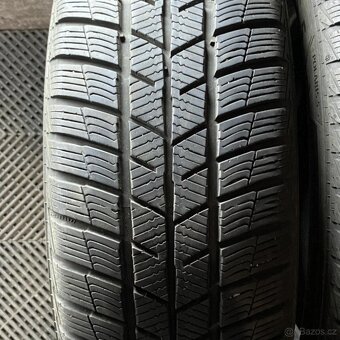 Zimní pneu 225/40 R19 93V Barum 5,5-6mm - 2