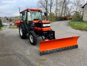 Malotraktor Kubota GL321 Zimní údržba Sněžný pluh+ Sypač - 2