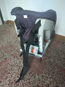 Autosedačka Britax Römer 9-18kg s Isofixem a 3-bodovým pásem - 2