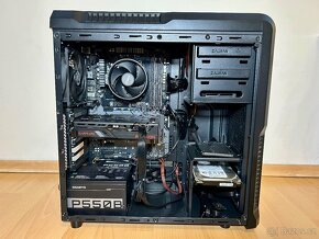 PC Ryzen 5 2600, RX 6600 - 2