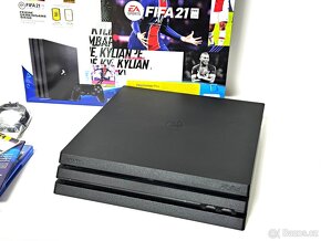 Herní konzole PS4 Sony PlayStation 4 Pro 1TB CUH-7216B - 2