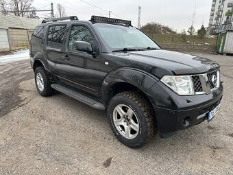 Nissan Pathfinder,128kw, doplňky, spaní, servis, bezDPF, DPH - 2