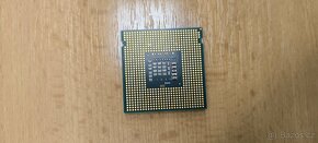 Intel Core 2 Duo E8400 - 2