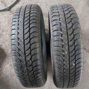 4ks 155 /65 R14 pěkné vše 1000 .- zimní - 2