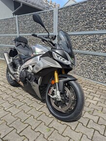 Aprilia Tuono V4 1100 - 2