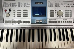 klávesy Yamaha PSR-K1 - 2