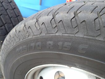 Letní pneu 225/70 R15 c - 2