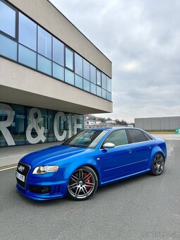 Audi RS4 B7 4.2 V8 manual - 2