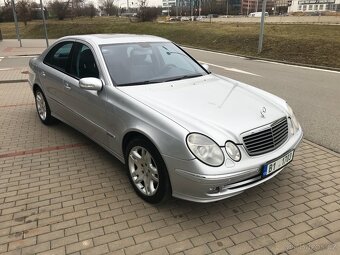 Mercedes-Benz Třídy E 320 CDi 165kW 4 MATIC - 2