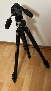 Stativ Manfrotto s hlavou - 2