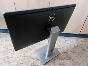 LCD Dell P2414Hb Professional (24", matný).Tři kusy naprodej - 2