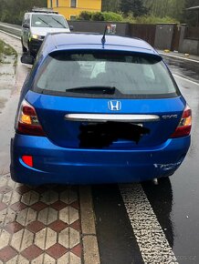 Prodám Honda Civic 7 g jako celek - 2