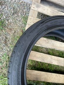 Letní pneu Bridgestone Potenza 245/40 R20 99Y - 2