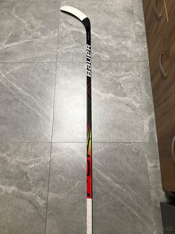 Hokejka bauer vapor,87flex,p92, pravá ruka dole , 165cm - 2