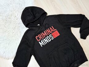 Černá mikina s nápisem crminal minds S - 2