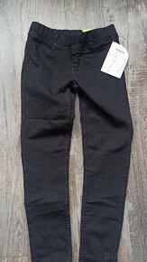 Černé kalhoty zn.Y.F.K. vel.158 - 2
