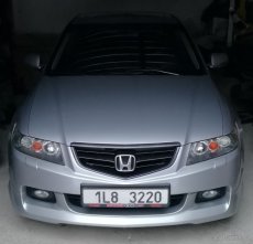 Vrchní plast nad masku Honda Accord 2003 - 2005 - 2