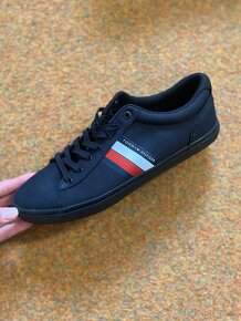 Tommy Hilfiger Essential Stripes Sneaker - Velikost 43 - 2