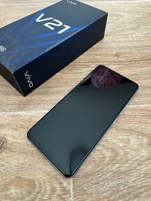 Vivo V21 5G - 2