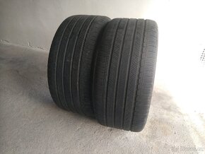 Prodám 2 pěkné letní gumy Michelin 295/40 R20 - 2