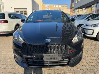 Ford Focus ST 2.0 EcoBoost benzin 184kW Manual Full LED Navi - 2