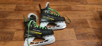 Brusle Bauer vapor x4, velikost y11, délka stélky 19 cm - 2