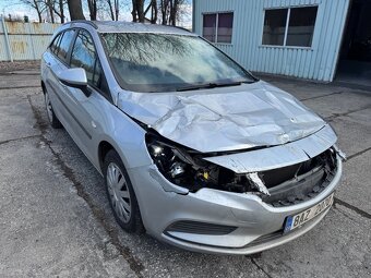 OPEL ASTRA 1,6 CDTI 70 KW,ROK 12/2016,NAJ 172 TKM,KLIMA,DOHO - 2