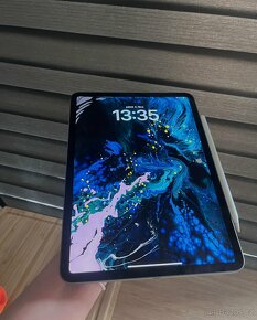 Apple iPad Pro 11“ 1. generace, 64GB + Apple Pencil - 2