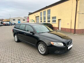 Volvo V70 2.4 D5 136kw, D, Man., servisní kniha, po servise. - 2